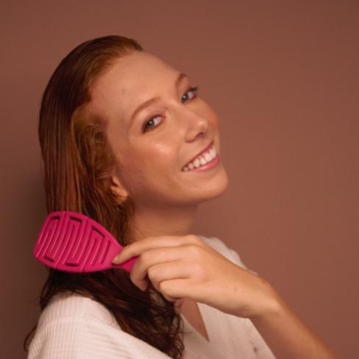 Juego de cepillos para el cabello Dompel Maya - Juego de 4 piezas (verde, rosa, púrpura, negro) - Cepillo antiestático para todo tipo de cabello.